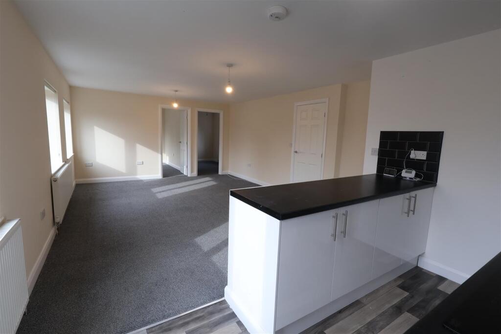 Additional image 8 of Kineton Close, Redditch