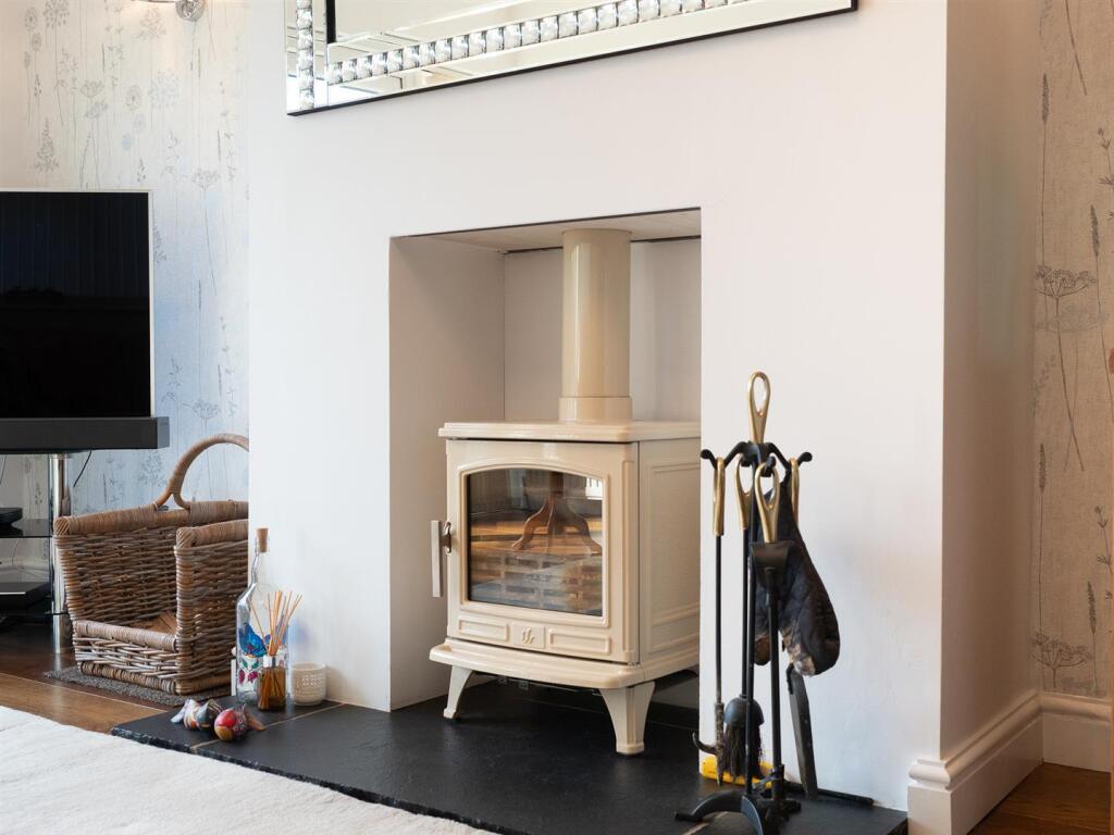 Additional image 7 of Stratford Road, Wootton Wawen