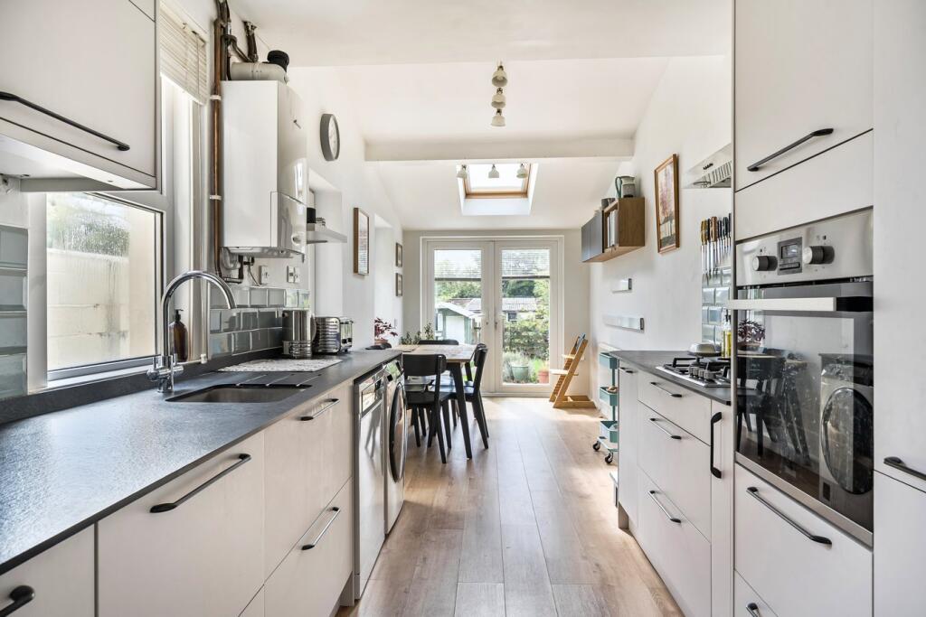 Additional image 2 of Rodden Road, Frome, BA11