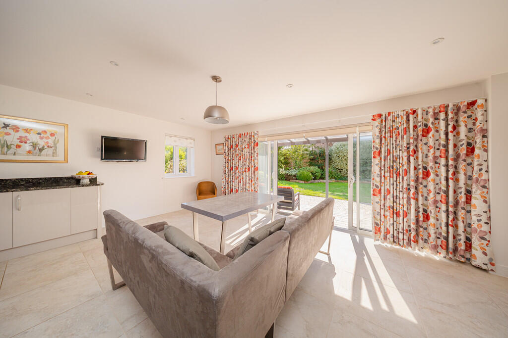 Additional image 10 of The Halve, Warminster