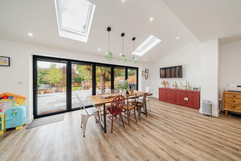 Additional image 5 of Clarendon Avenue, Trowbridge