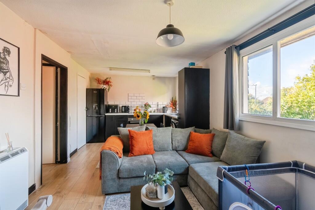 Additional image 3 of Henderson Close, TROWBRIDGE