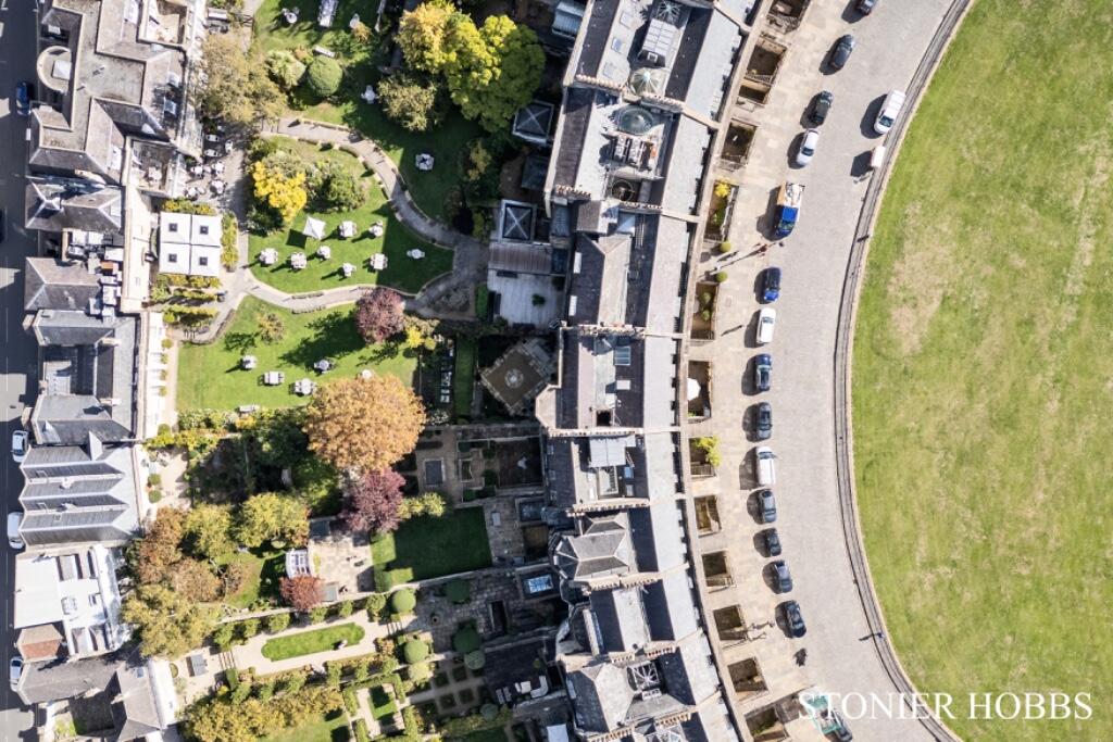Additional image 25 of The Garden apartment, 17 Royal Crescent, Bath, Somerset, BA1