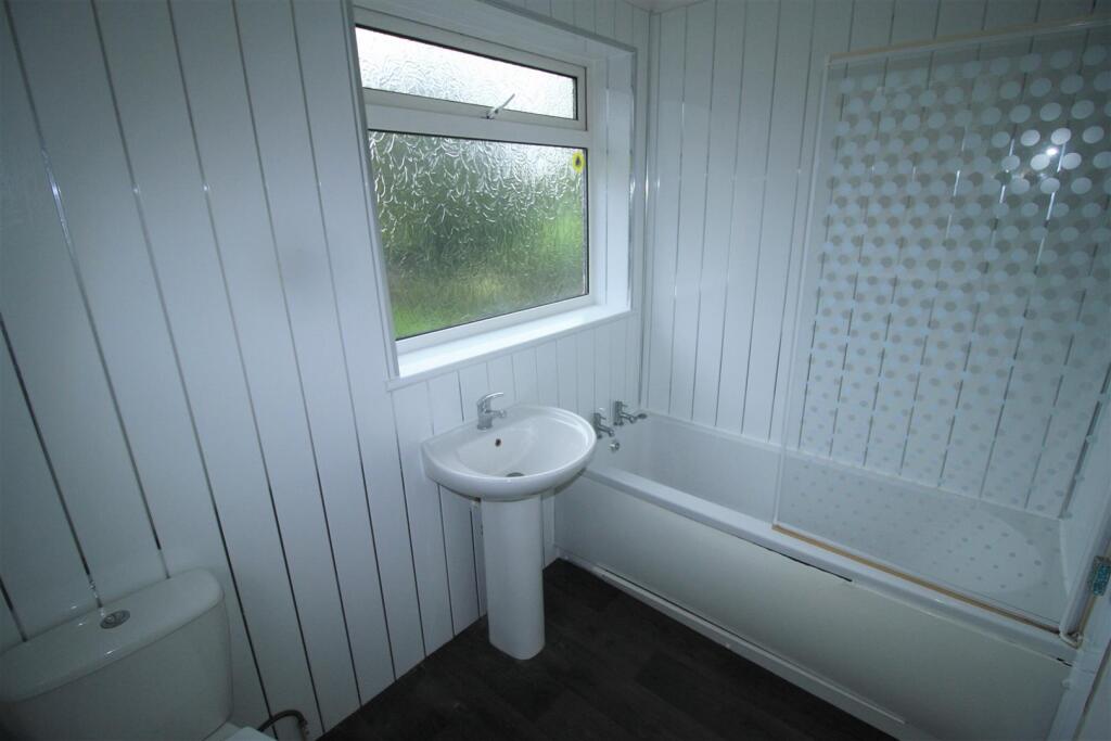 Additional image 11 of Tennyson Road, Headless Cross