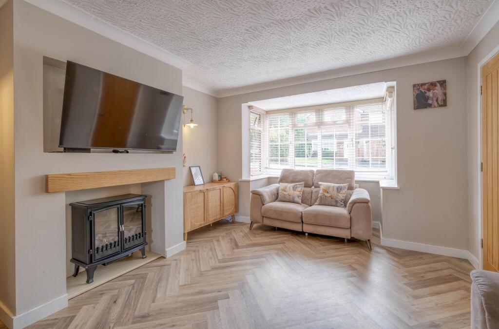 Additional image 24 of Lineholt Close, Redditch, B98