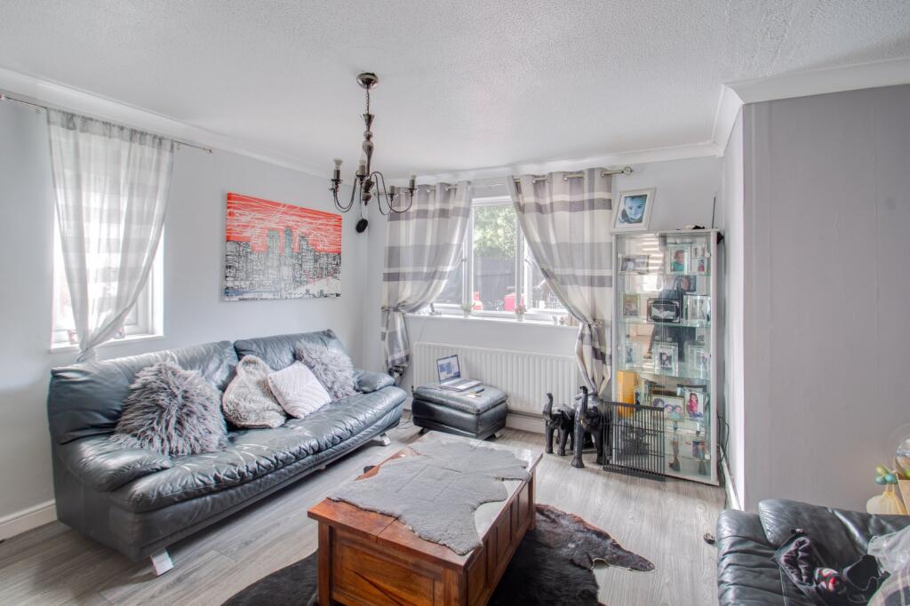 Additional image 5 of Lightoak Close, Redditch, Worcestershire, B97