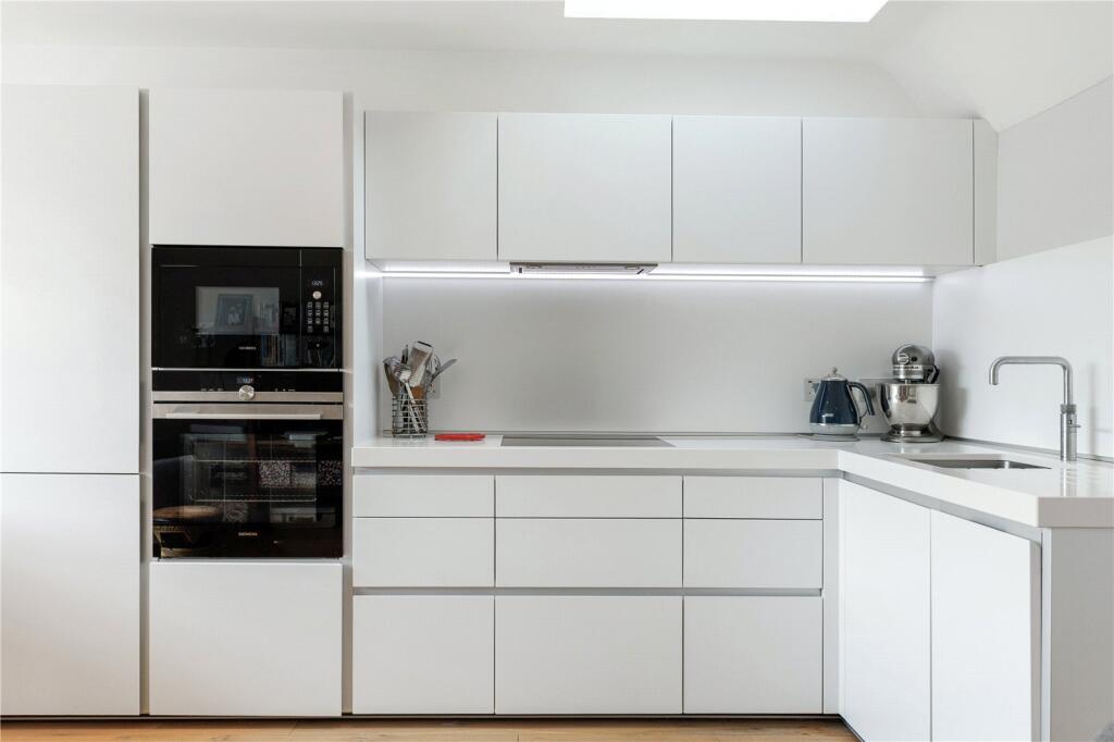 Additional image 6 of Fitzroy House, 59 Great Pulteney Street, Bath, Somerset, BA2