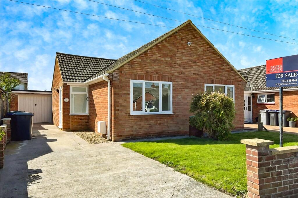 Property image for Field Close, Westbury