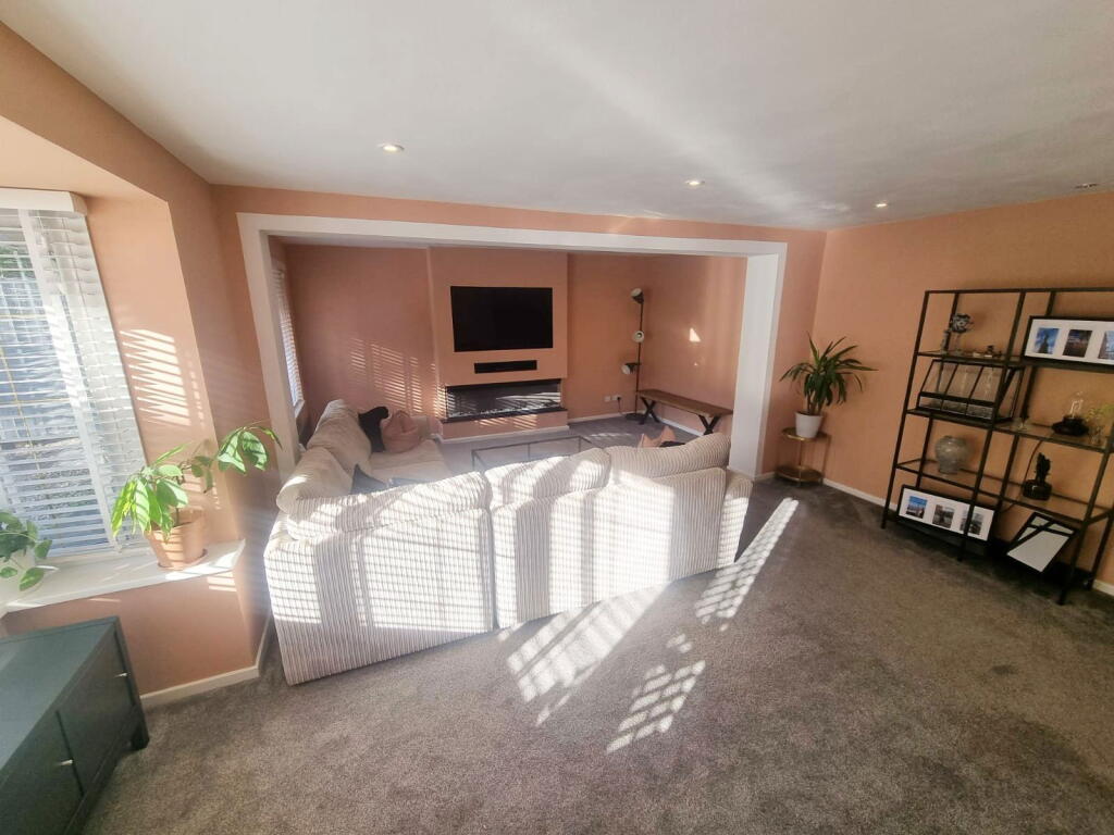 Additional image 6 of Hillmorton Close, Church Hill North, Redditch