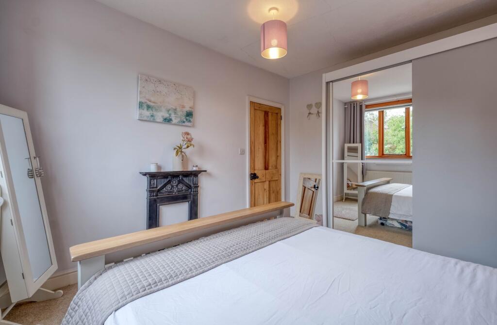 Additional image 15 of Weavers Hill, Hunt End, B97