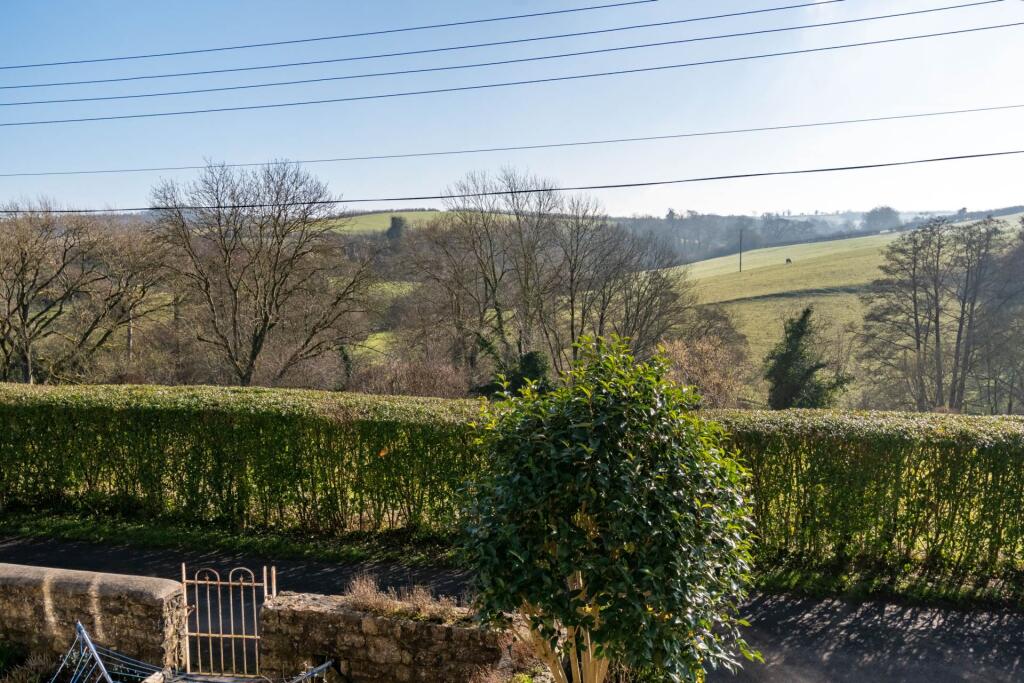 Additional image 20 of Willow Tree Cottage, Shoscombe