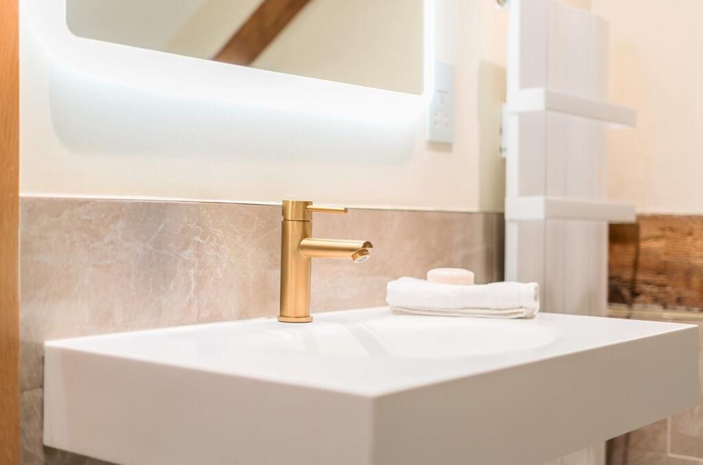 Additional image 27 of Field Barn, Fisherton De La Mere, Warminster