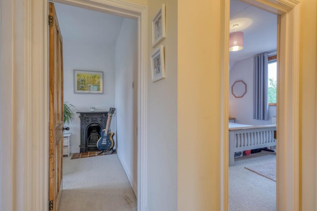 Additional image 20 of Weavers Hill, Hunt End, B97