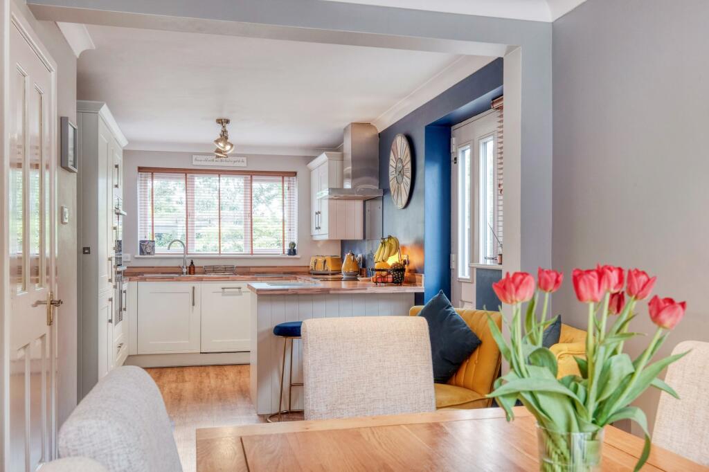 Additional image 5 of Damson Close, Callow Hill, B97