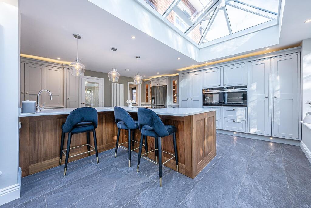 Additional image 7 of Starbold Crescent, Knowle, Solihull