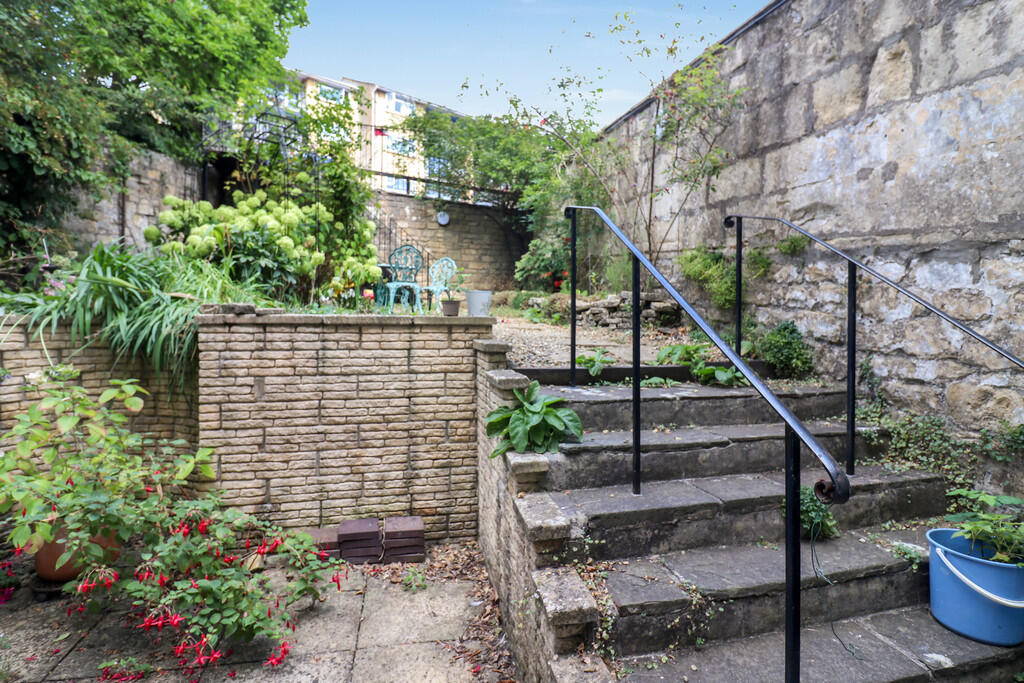 Additional image 19 of Walcot Parade, Bath