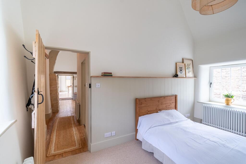 Additional image 20 of Innox Lane, Upper Swainswick, BA1