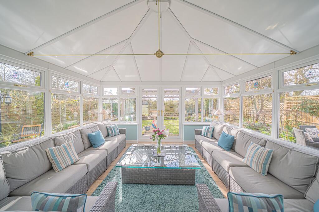 Additional image 5 of Park View, Hockley Heath, B94