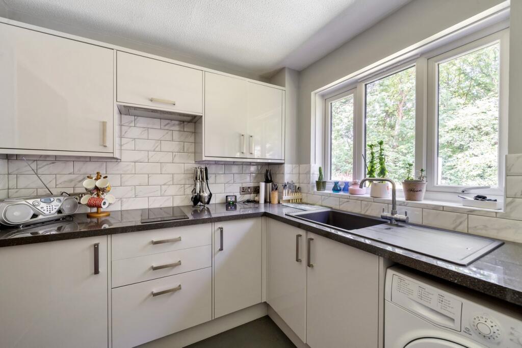 Additional image 23 of Plymouth Court, Plymouth Close, Redditch, B97