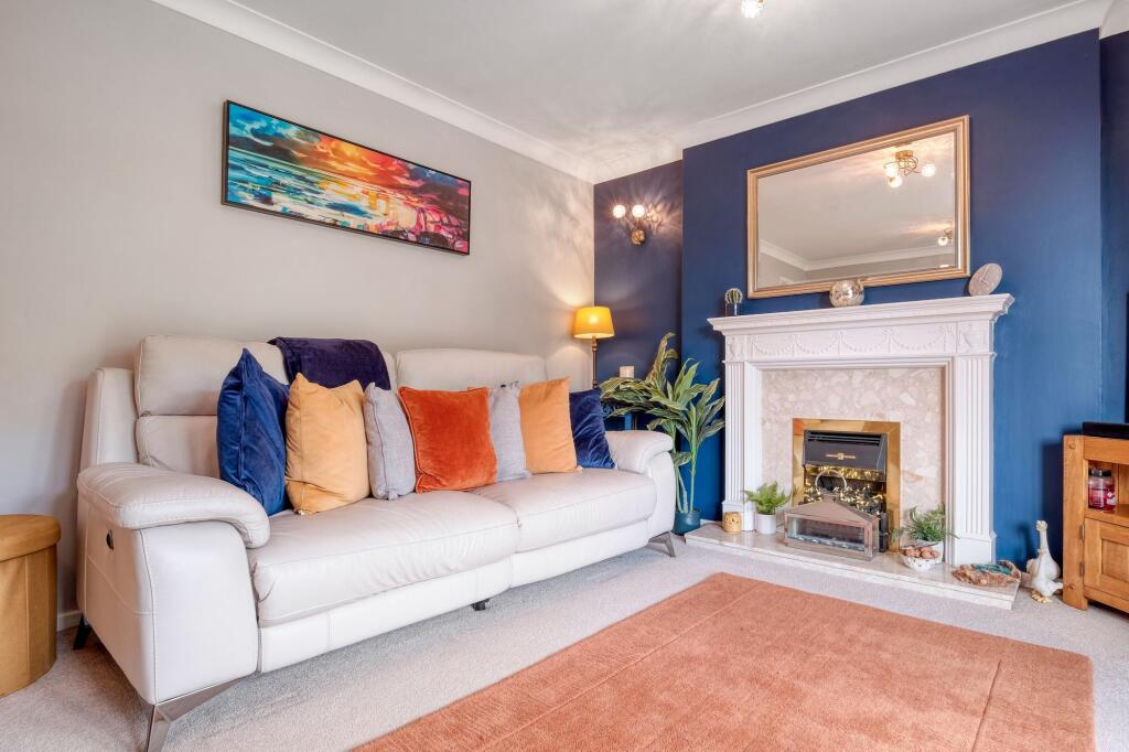 Additional image 3 of Damson Close, Callow Hill, B97