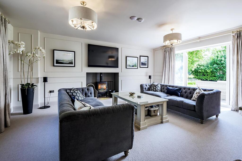 Additional image 6 of Stratford Road, Henley in Arden