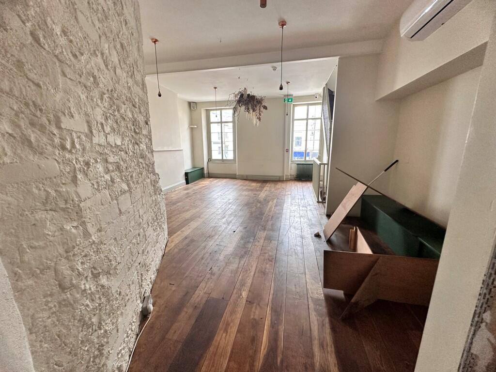 房产图片 8 - 英格兰萨默塞特郡弗鲁姆市场广场21号，邮编BA11 1AN