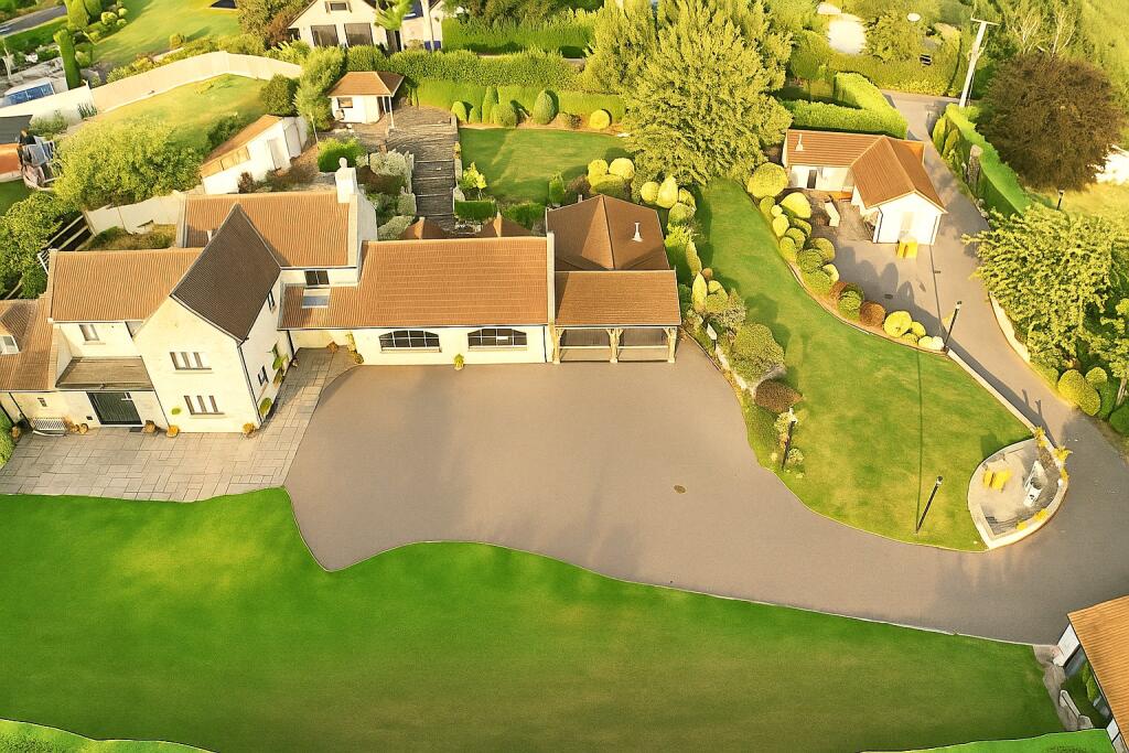 Additional image 2 of Five bedroom private residence, Farmborough