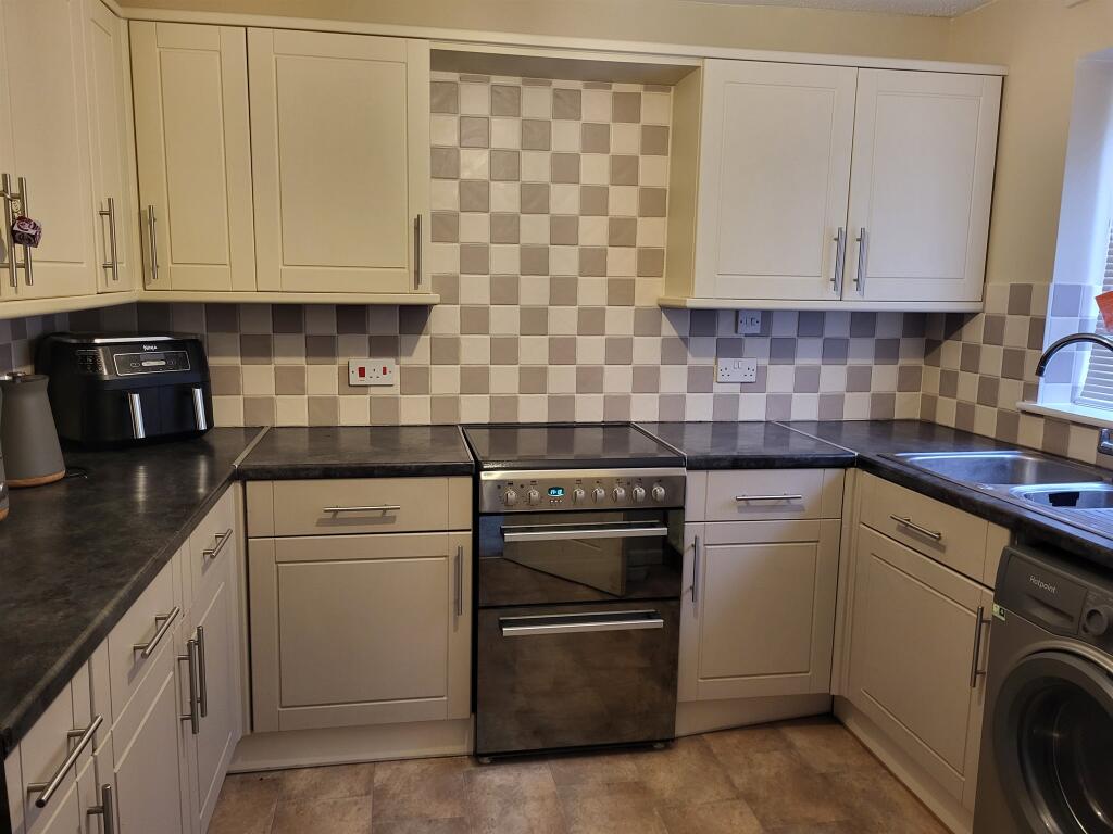 Additional image 5 of Oldbury Close, Redditch