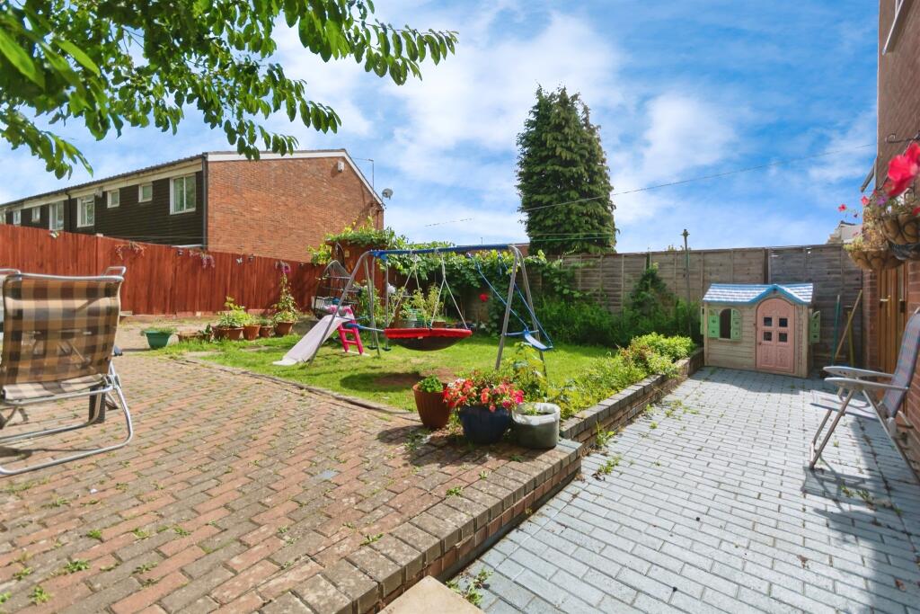 Additional image 4 of Napton Close, Redditch