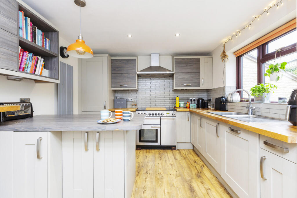 Additional image 6 of Quaperlake Street, Bruton, BA10