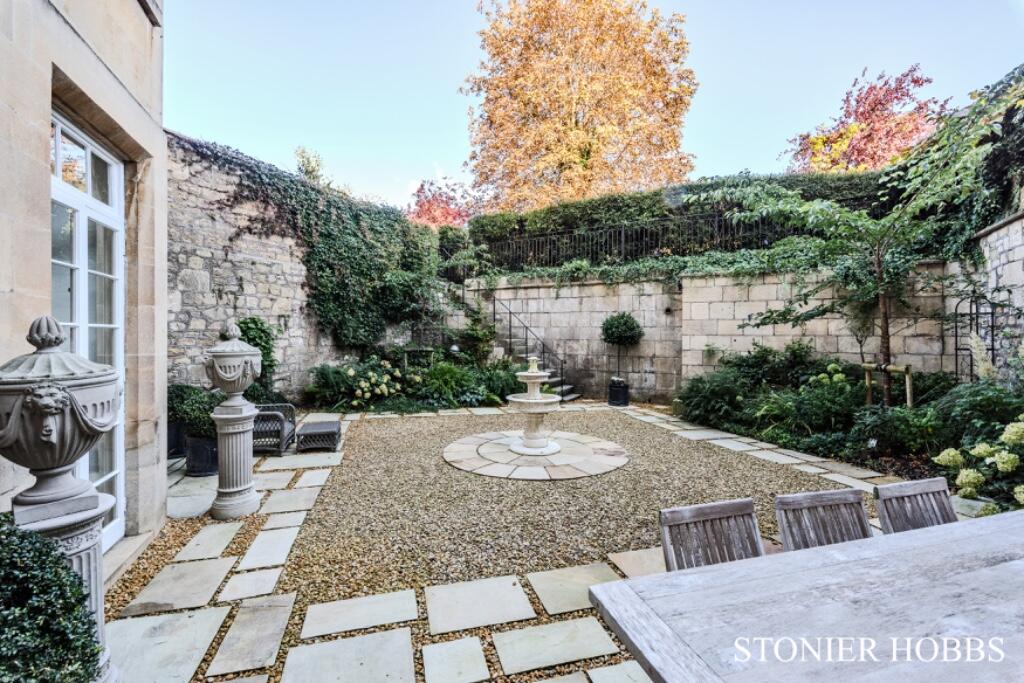 Additional image 18 of The Garden apartment, 17 Royal Crescent, Bath, Somerset, BA1