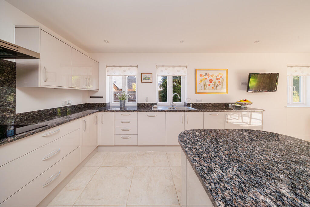 Additional image 9 of The Halve, Warminster