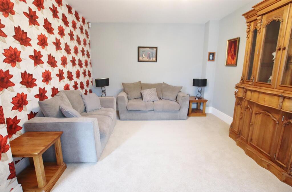 Additional image 3 of Great Dunns Close, Beckington, Frome