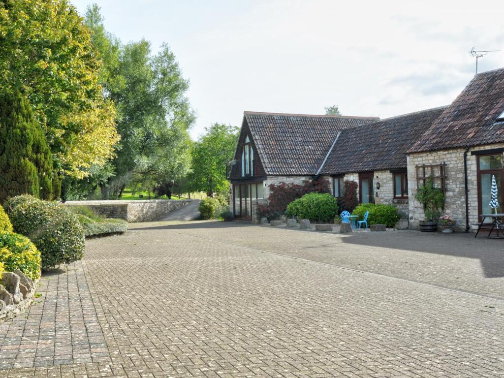 Additional image 39 of Riverside Cottage Holidays, Oldford Farm, Frome, BA11 2NF