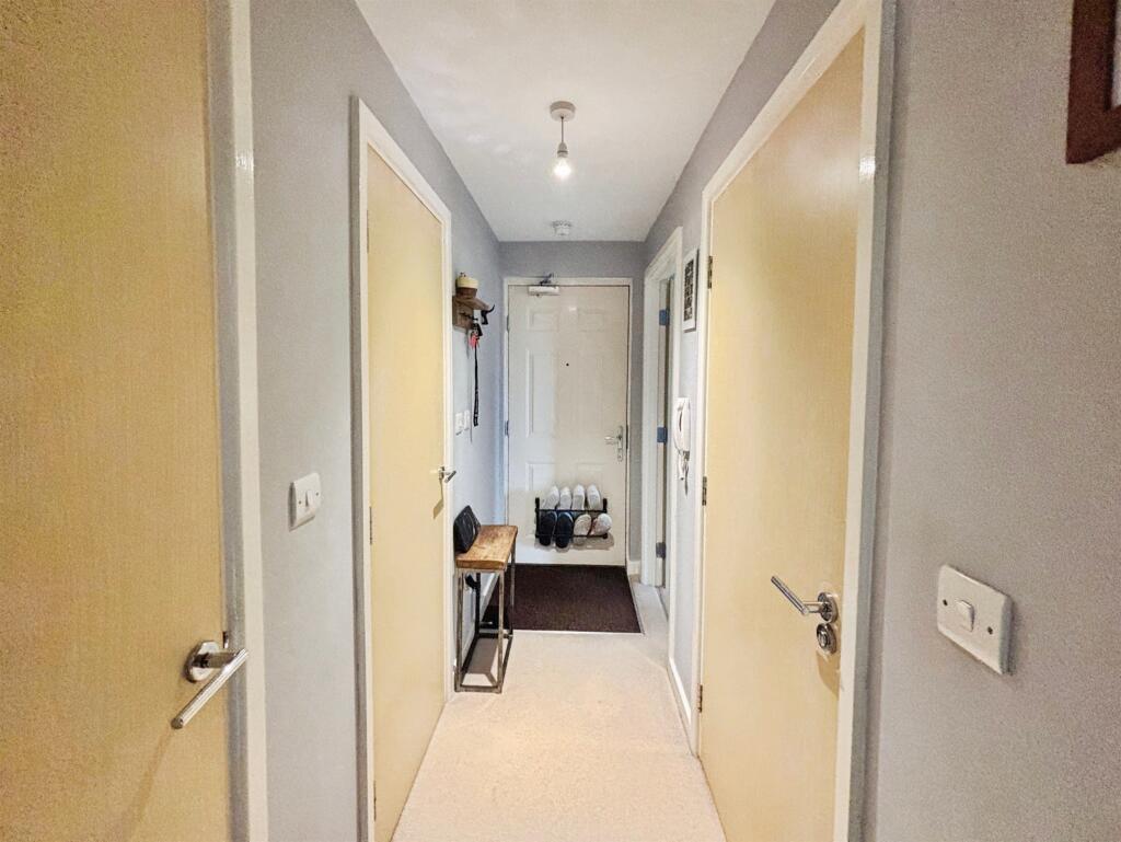 Additional image 8 of Lime Tree Square, Street