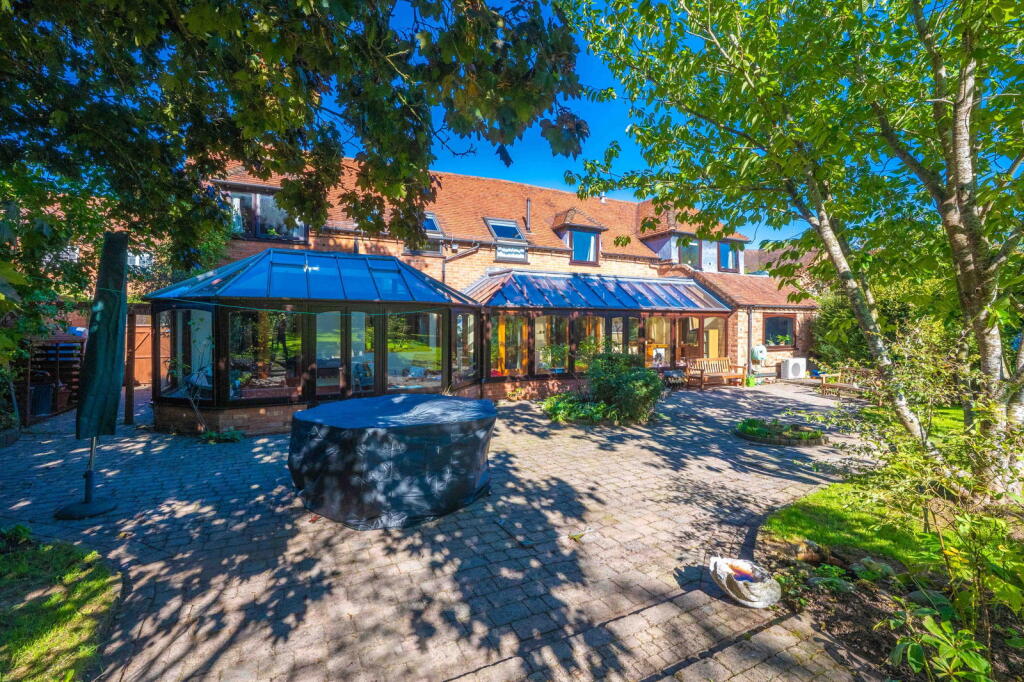 Additional image 27 of The Cart Hovel, Little Alne, Wootton Wawen, Henley-in-Arden, B95 6HW