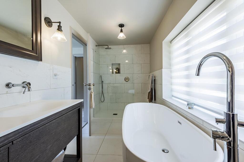 Additional image 15 of Stratford Road, Henley in Arden