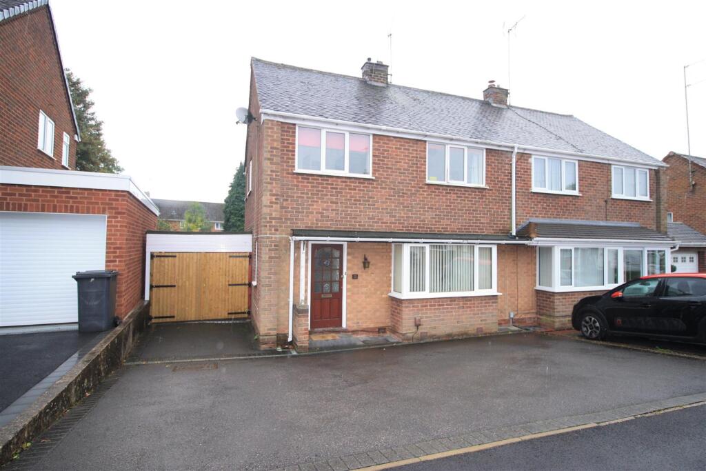 Tennyson Road, Headless Cross