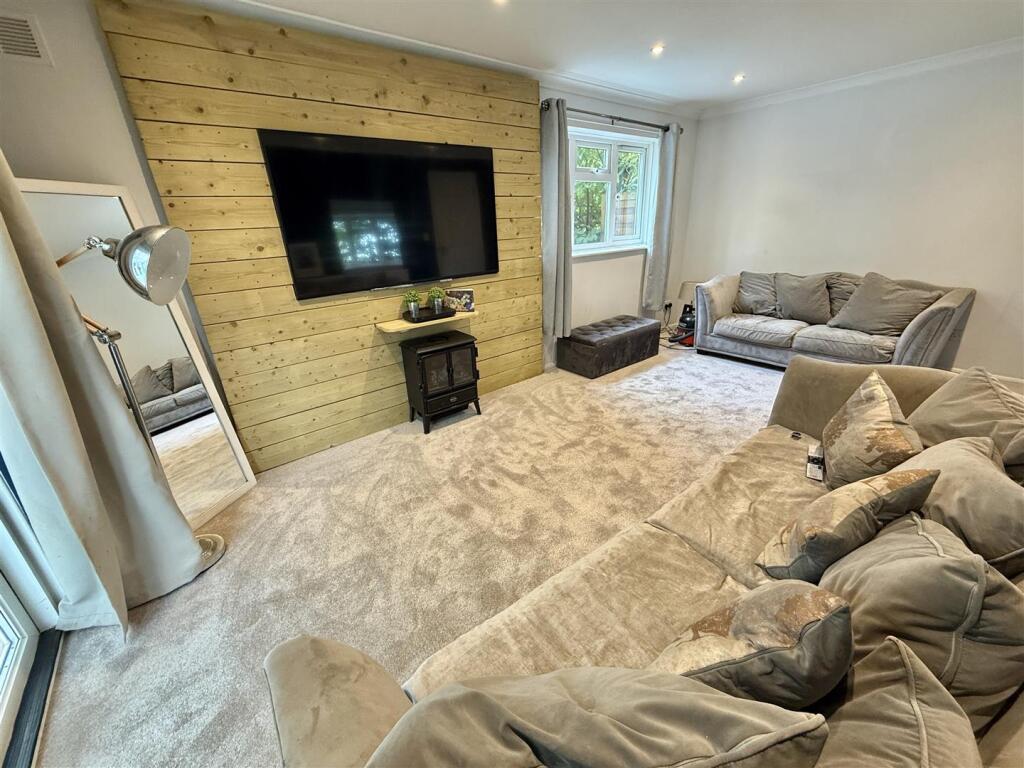 Additional image 5 of School Road, Henley-in-Arden