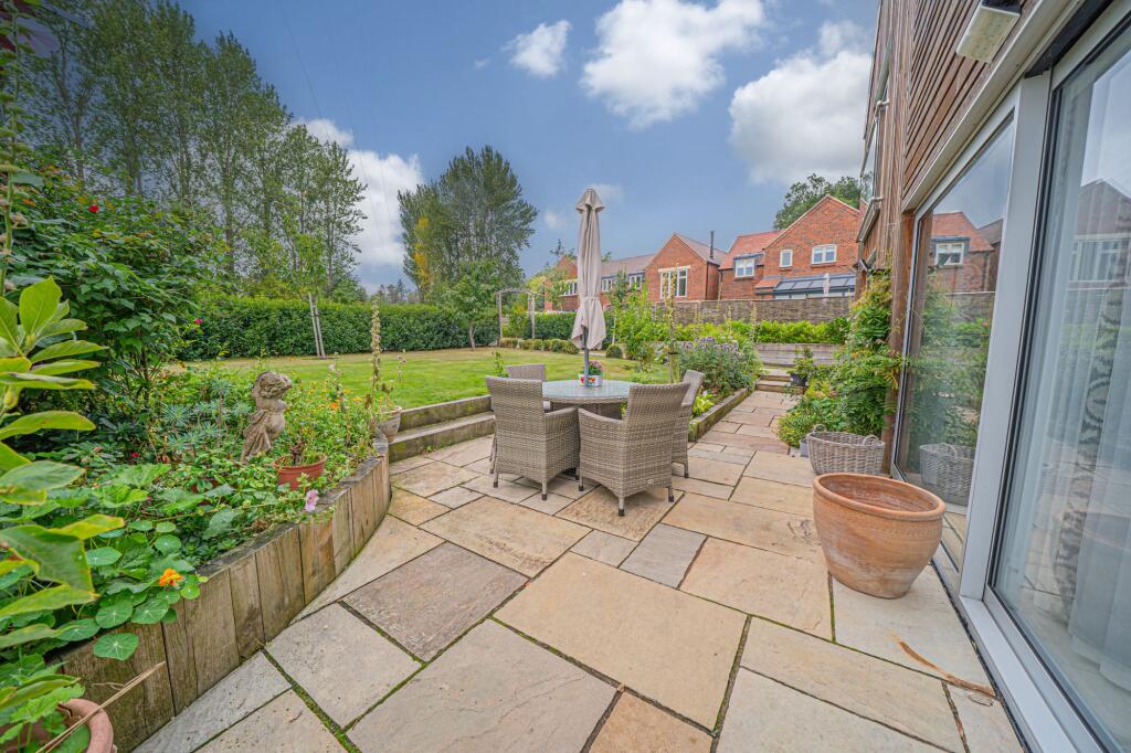 Additional image 25 of Warwick Road, Knowle, B93