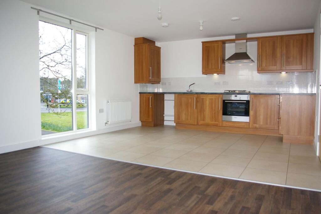 Additional image 11 of Lime Tree Square, Street