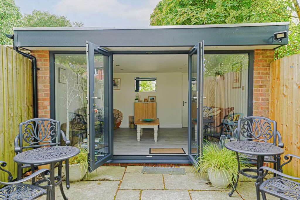 Additional image 25 of Darley Green Road, Knowle, B93