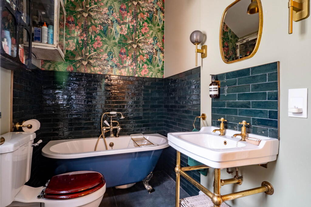 Additional image 17 of Victoria Road, Frome, Somerset, BA11 1RR