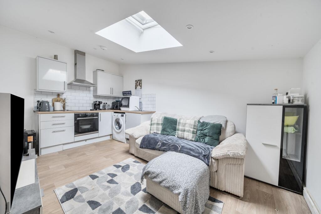 Additional image 3 of B Timbrell Street, Trowbridge