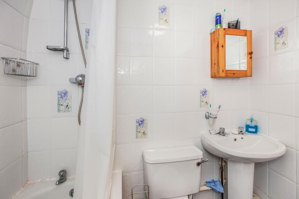 Additional image 8 of Queens Drive, Bath, BA2