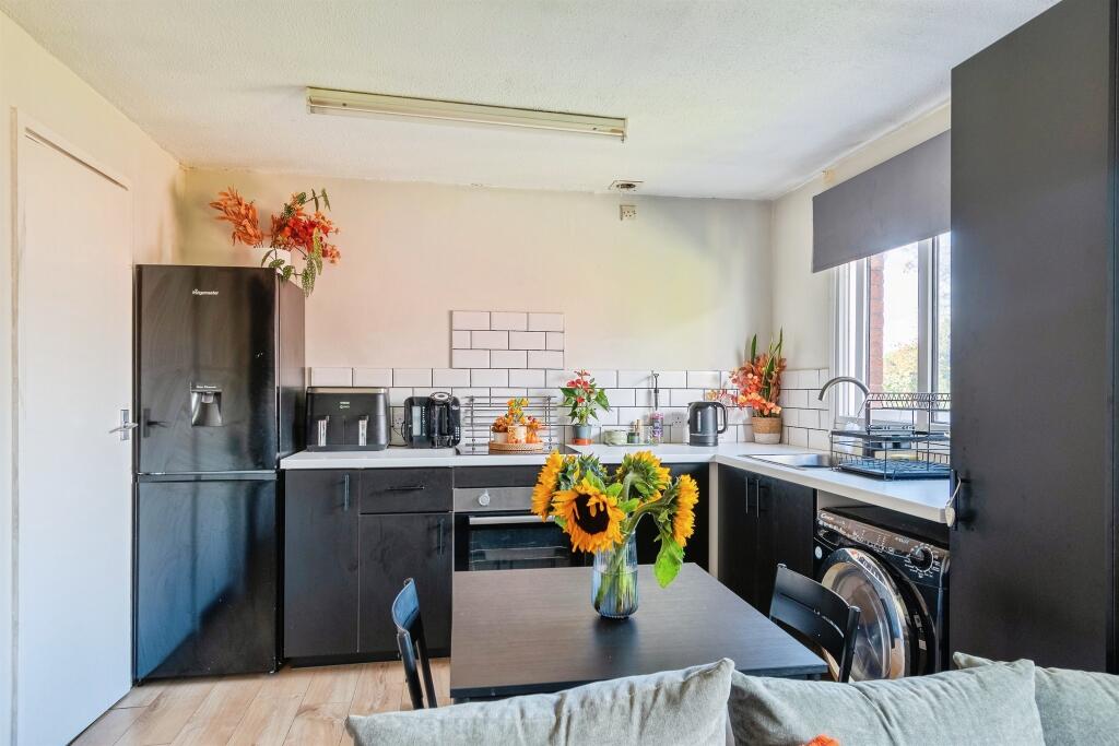 Additional image 4 of Henderson Close, TROWBRIDGE