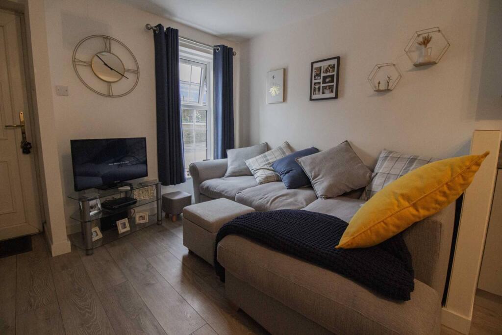 Additional image 9 of Vallis Court, Frome