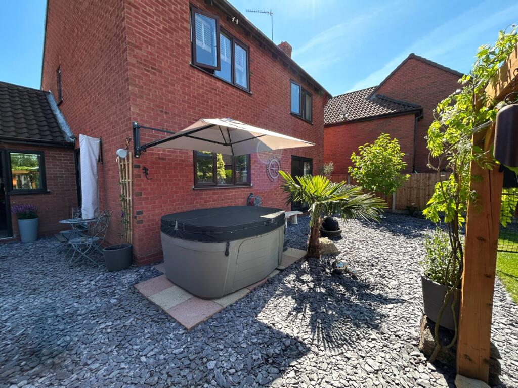 Additional image 18 of Otter Close, Redditch, Worcestershire, B98