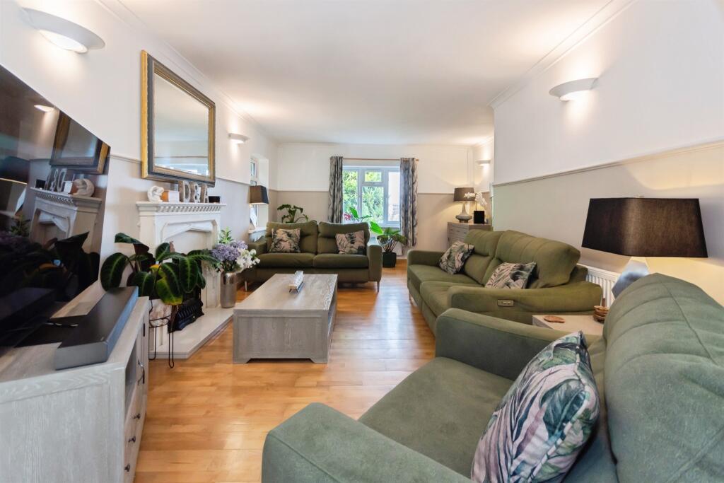 Additional image 18 of The Mayfields, Redditch
