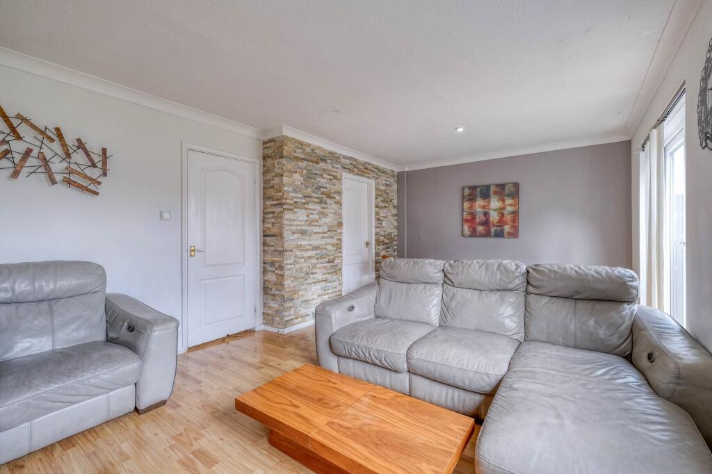 Additional image 3 of Huins Close, Redditch, B98